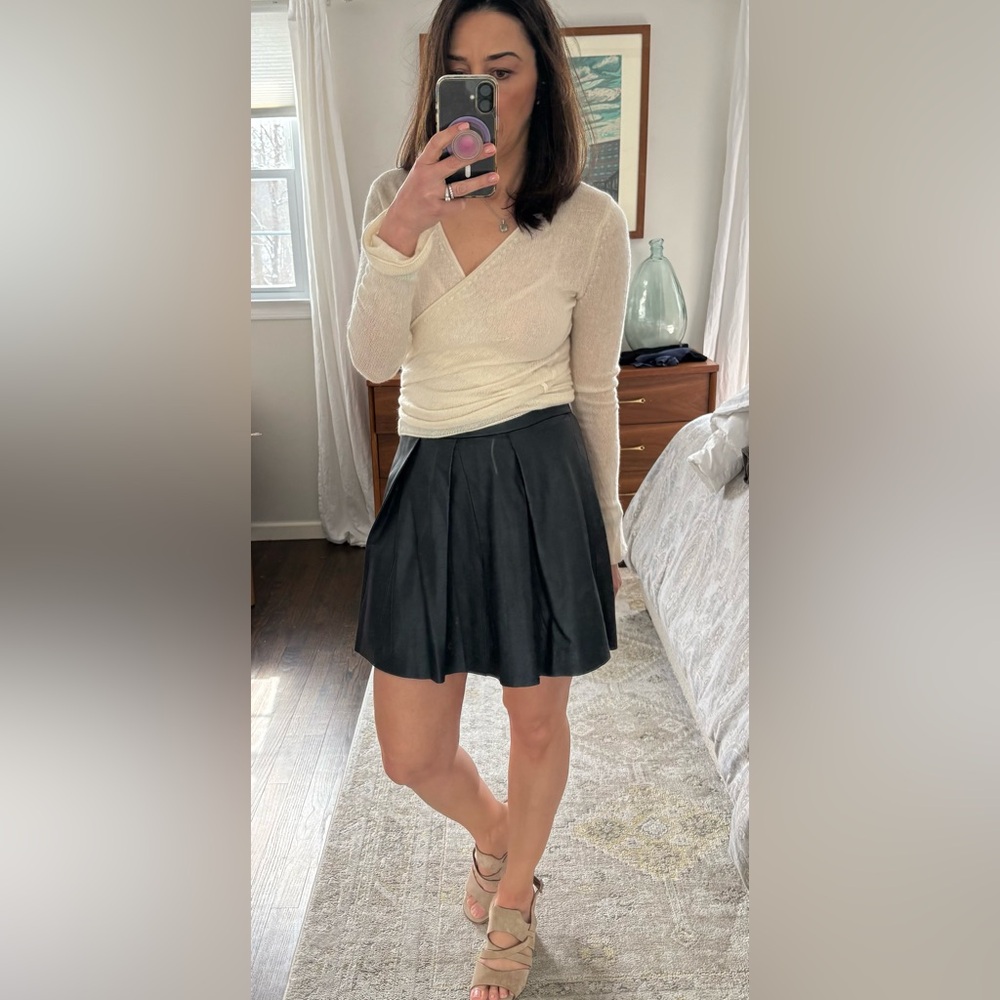 GAP Pleated Navy Leather Mini Skirt